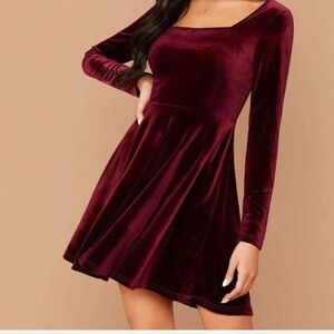 New Elegant Burgundy Velvet Dress